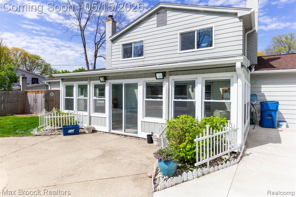 4225 Westover Drive, West Bloomfield, MI 48323 — Photo 46