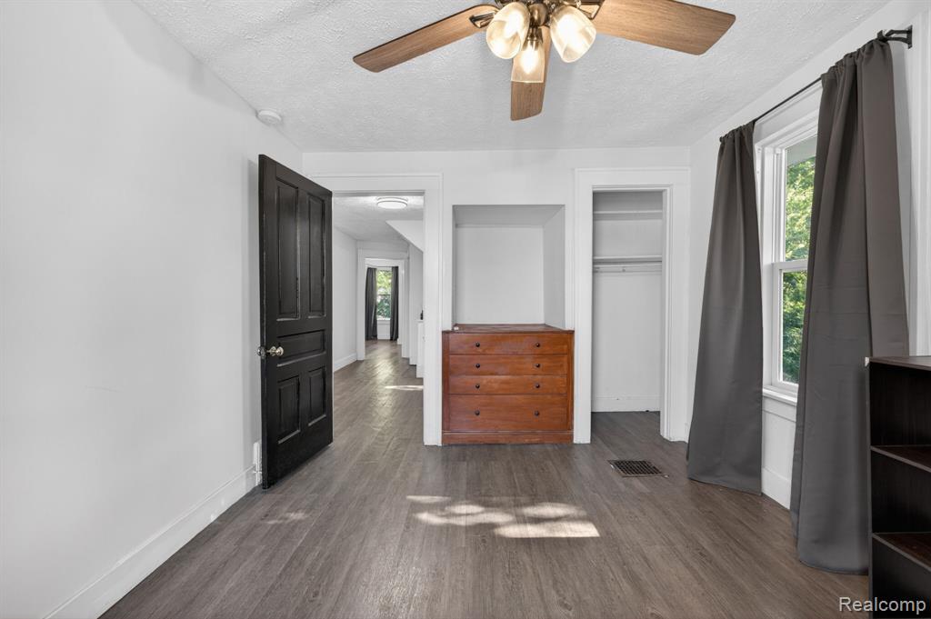 925 W Kalamazoo Street, Lansing, MI 48915 — Photo 34