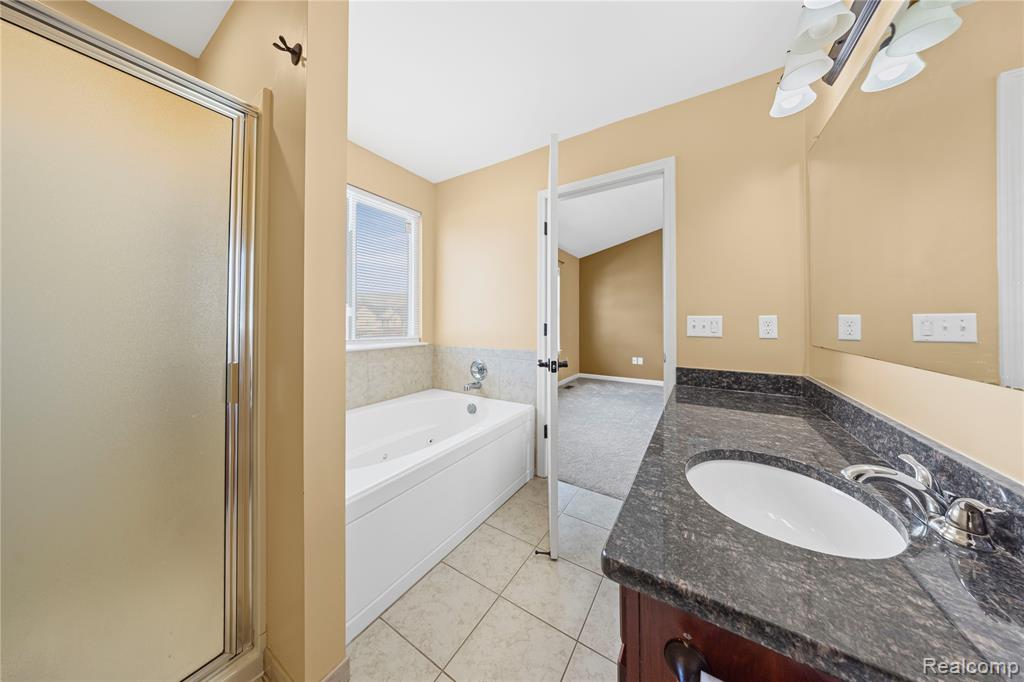 42613 Meridian Drive, Sterling Heights, MI 48313 — Photo 19