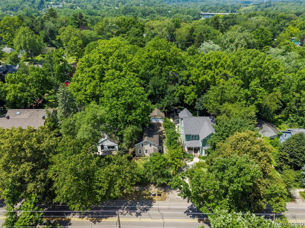 1713 Pontiac Trail, Ann Arbor, MI 48105 — Photo 11