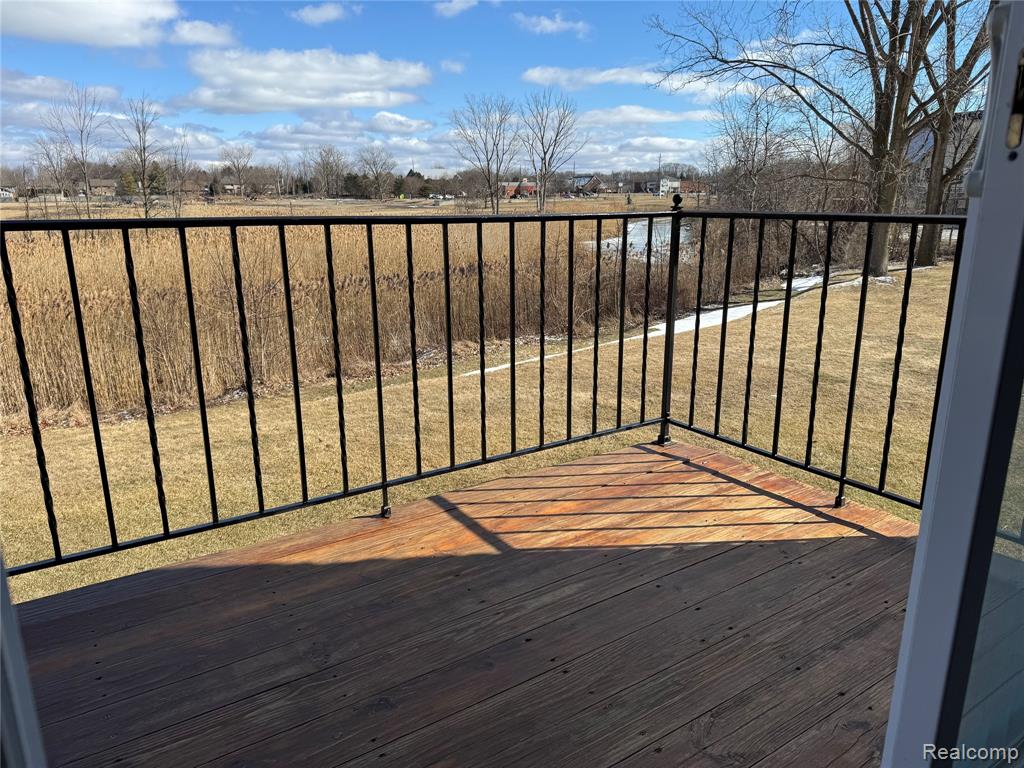 51288 Johns Drive, 7, New Baltimore, MI 48047 — Photo 10