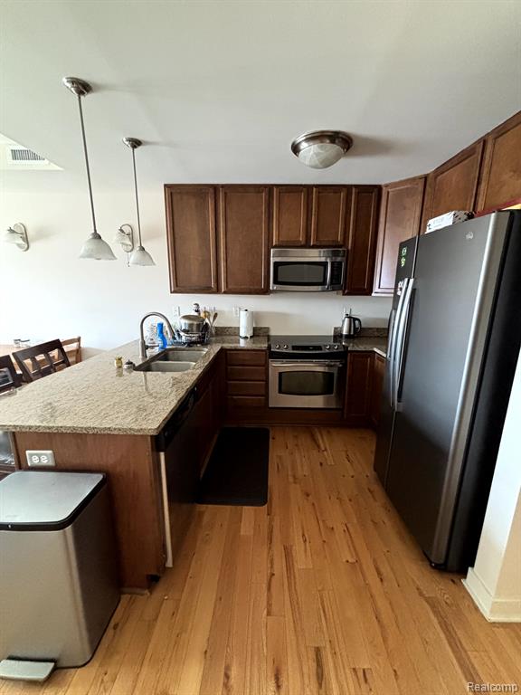 111 N ASHLEY Street - Photo 3