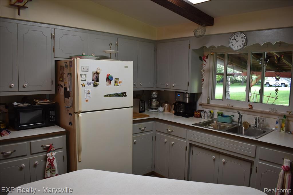 7710 Sparling Road, Wales, MI — Photo 8
