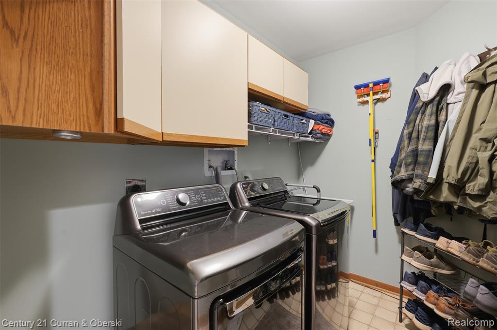 4233 Blain Island Road, Waterford, MI 48329 — Photo 17