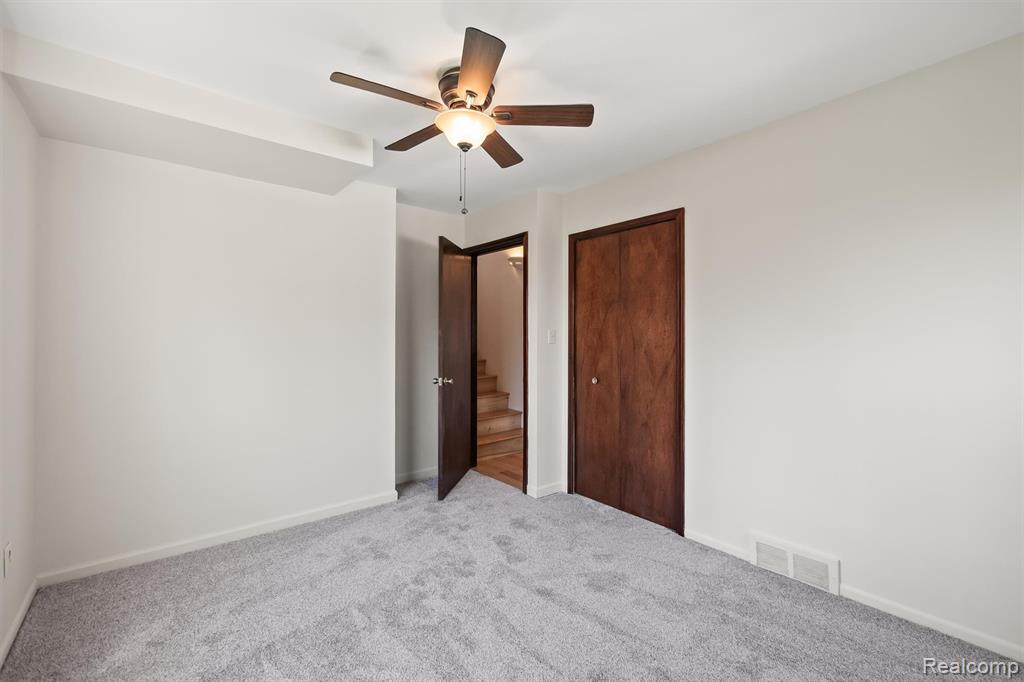 5461 Putnam Drive, West Bloomfield, MI 48323 — Photo 29
