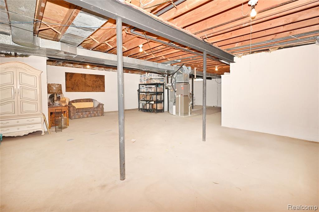 32095 SPRUCE Lane, 50, Beverly Hills, MI 48025 — Photo 31