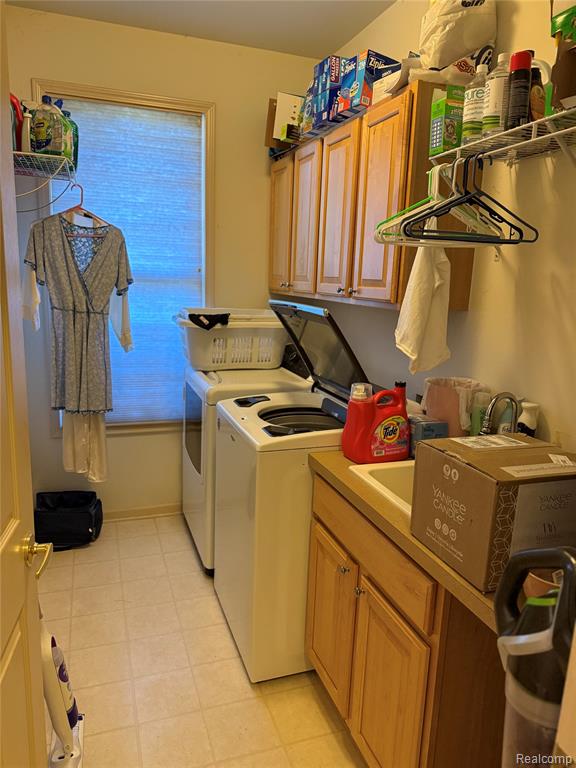 7555 Windgate Circle, West Bloomfield, MI 48323 — Photo 33