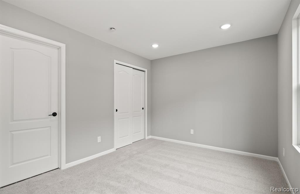 43026 Atwood Avenue, Novi, MI — Photo 26