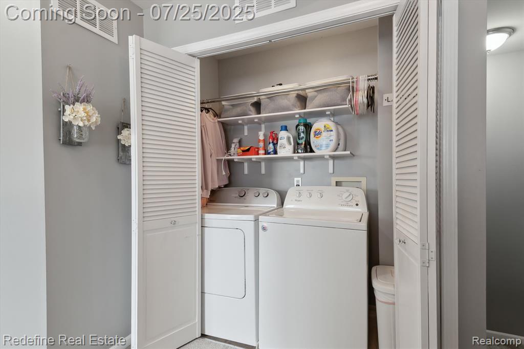 26708 Ashton Drive, Woodhaven, MI 48183 — Photo 31