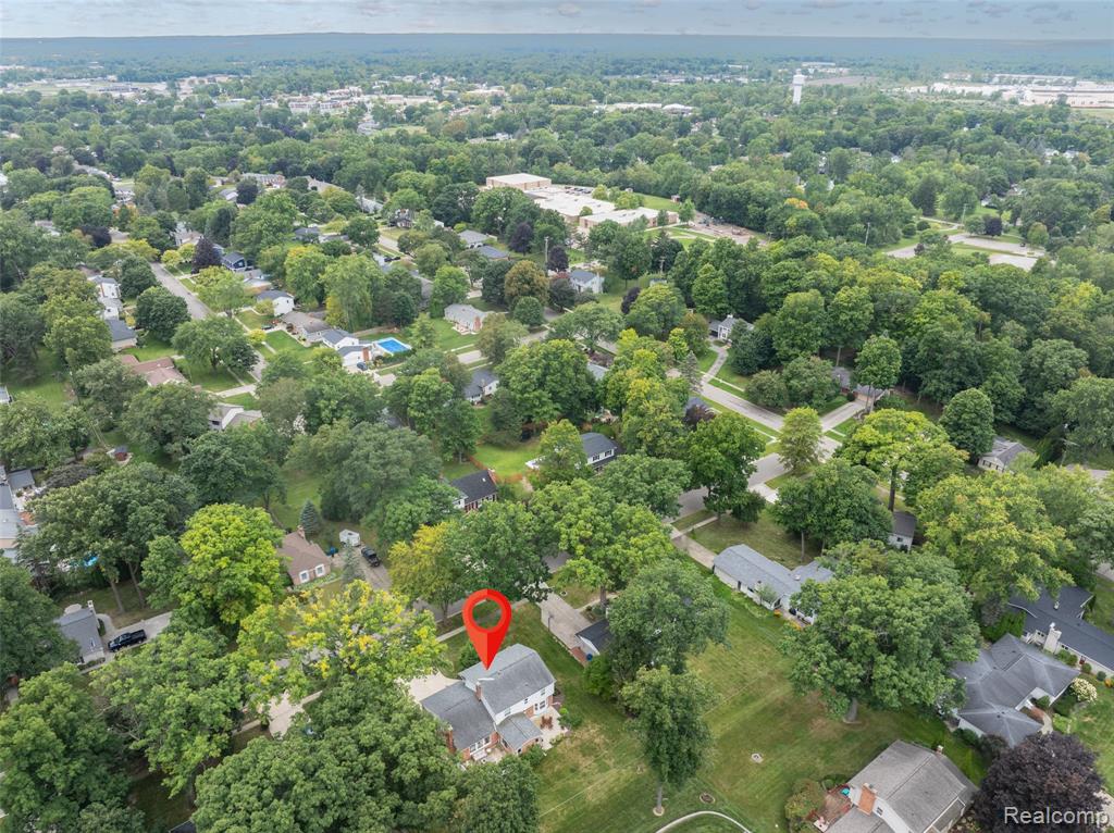 527 Greenwich Lane, Grand Blanc, MI 48439 — Photo 45