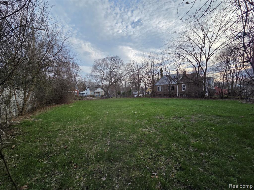 256-2 CEDARDALE Avenue, Pontiac, MI, 48341