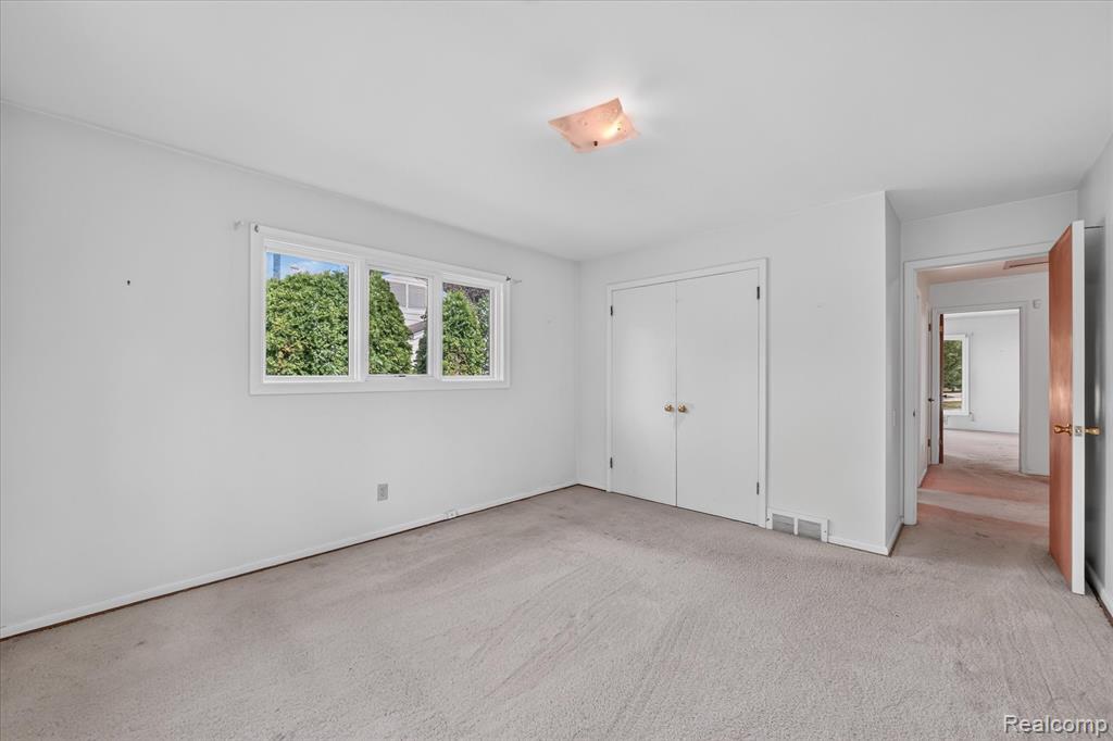 3 Shorecrest Circle, Grosse Pointe, MI 48236 — Photo 36