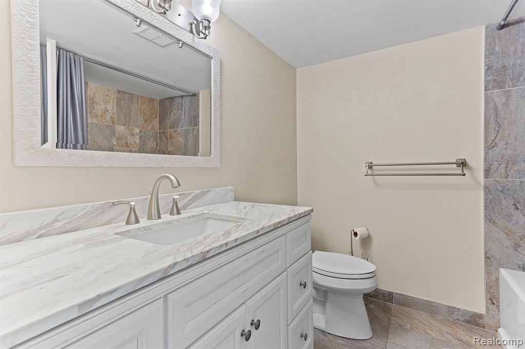 44435 SAVERY Drive, Canton, MI 48187 — Photo 11