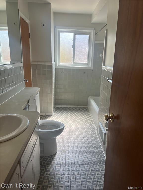 4666 ROOSEVELT Boulevard, Dearborn Heights, MI 48125 — Photo 9