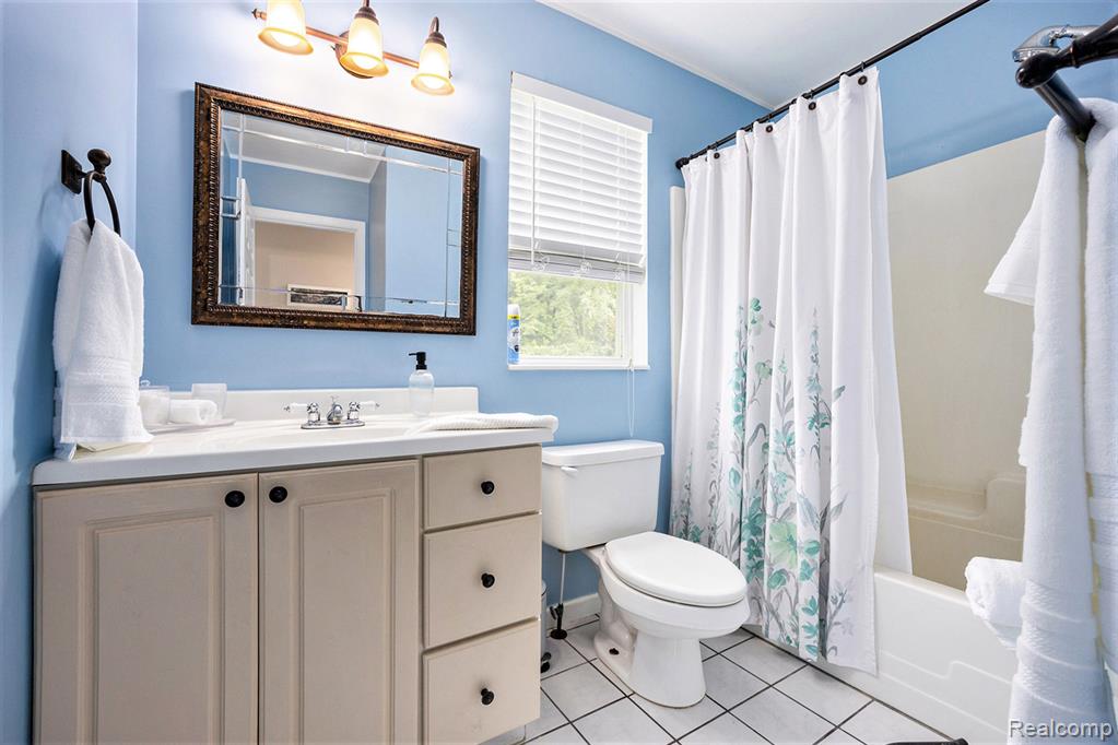 5116 Forrest View, Clarkston, MI — Photo 19