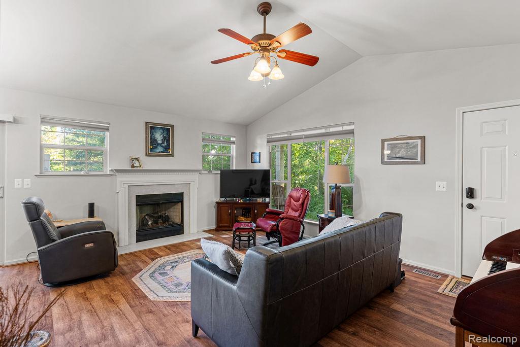 4034 Stonebridge, Holly, MI 48442 — Photo 6