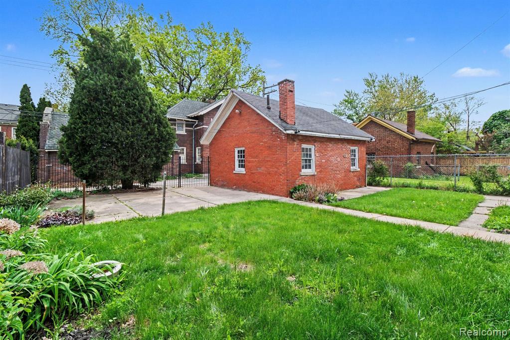 121 Longfellow Street, Detroit, MI 48202 — Photo 83