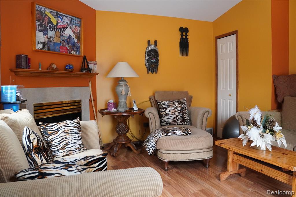 19445 McIntyre Street, Detroit, MI 48219 — Photo 5