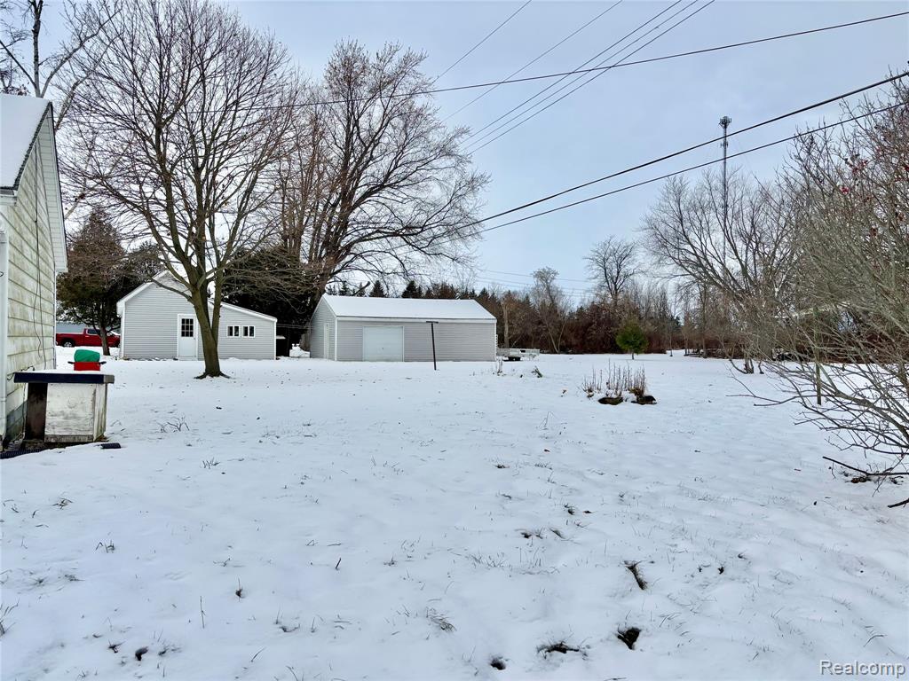 421 Lytle Avenue, Harbor Beach, MI 48441 — Photo 26