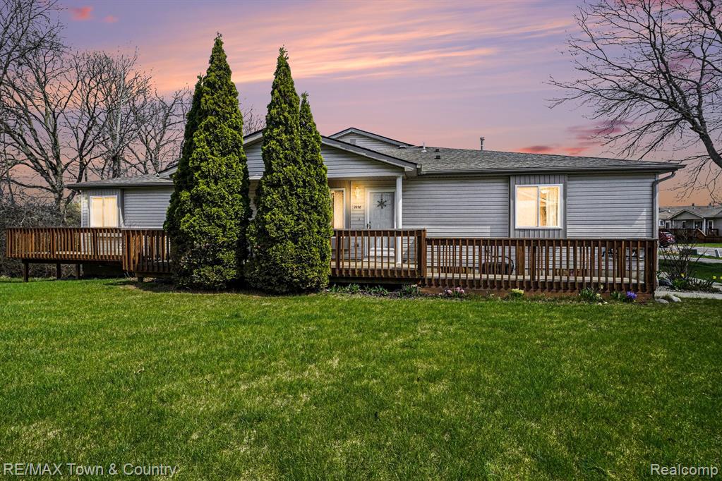 9358 Parkview Circle, Grand Blanc, MI 48439 — front exterior
