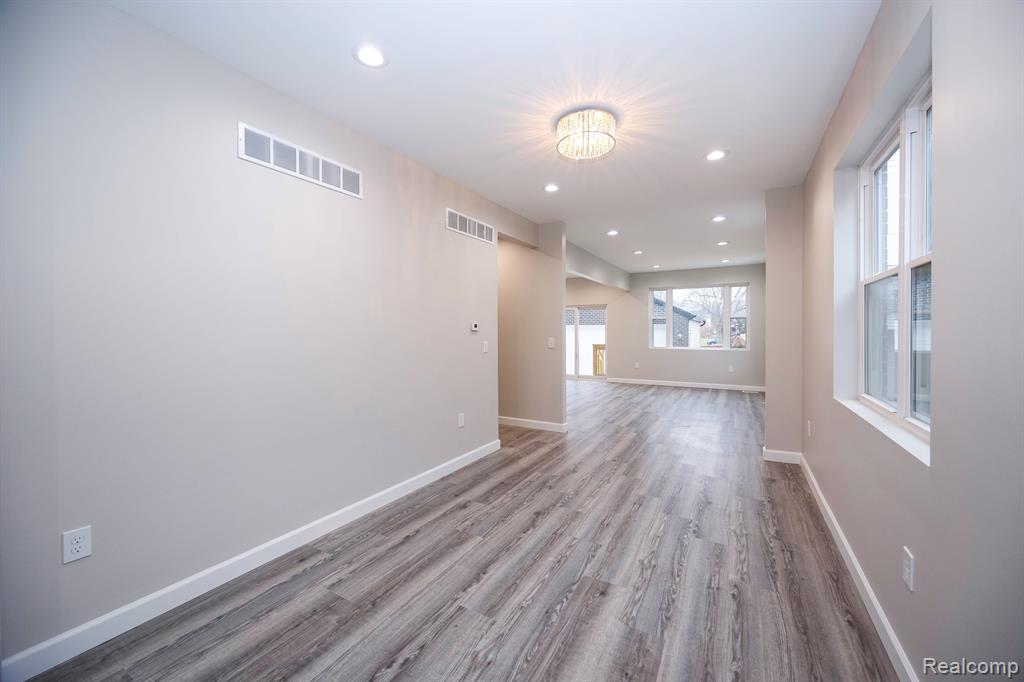 7519 Orchard Avenue, Dearborn, MI 48126 — Photo 20