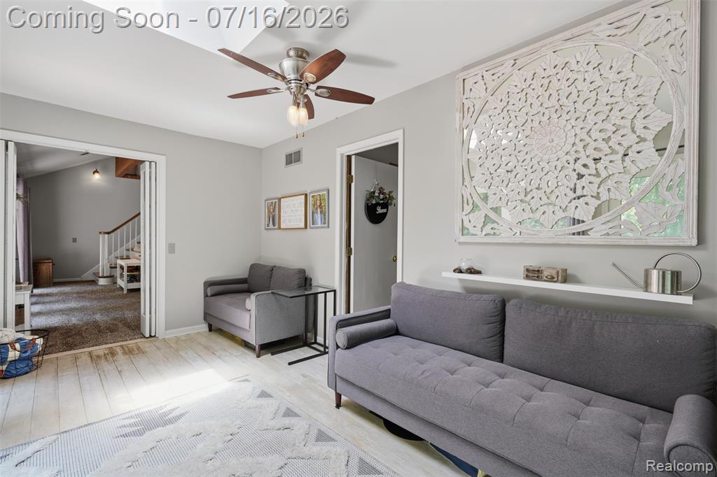 9201 Mabley Hill Road, Fenton, MI 48430 — Photo 17