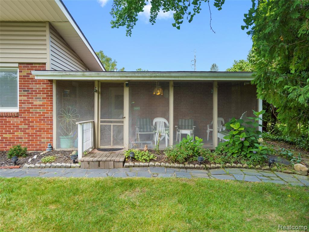 628 Riverside Drive, Linden, MI 48451 — Photo 38
