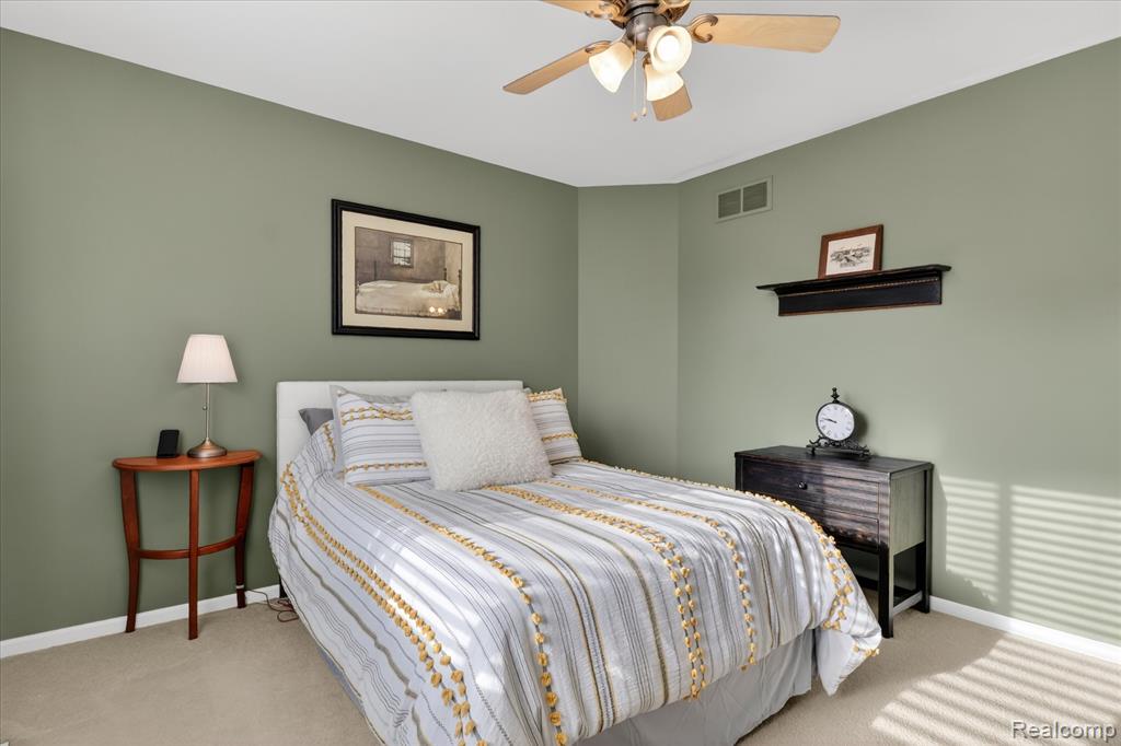 3226 Estate View Court, Commerce Twp, MI 48382 — Photo 32
