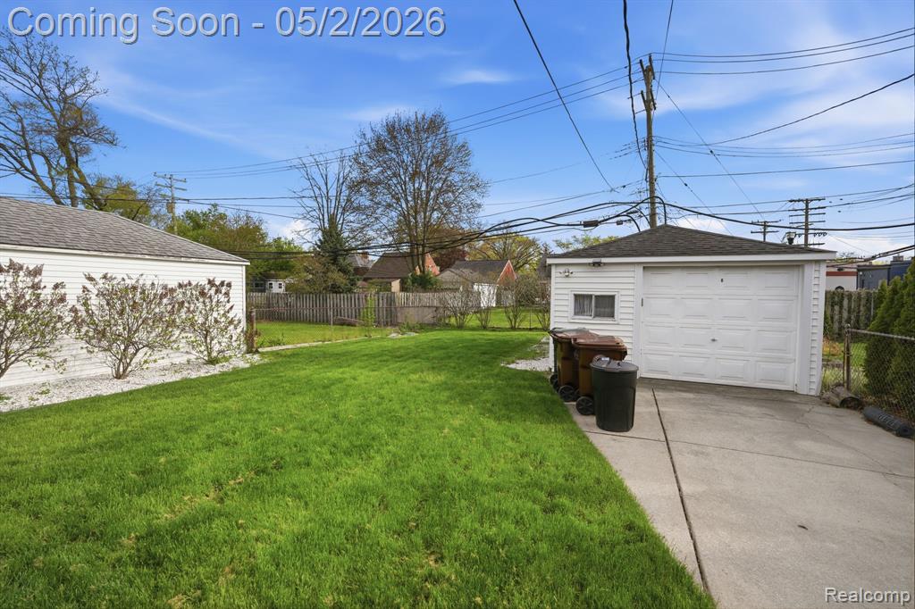 1857 Roslyn Road, Grosse Pointe Woods, MI 48236 — Photo 36
