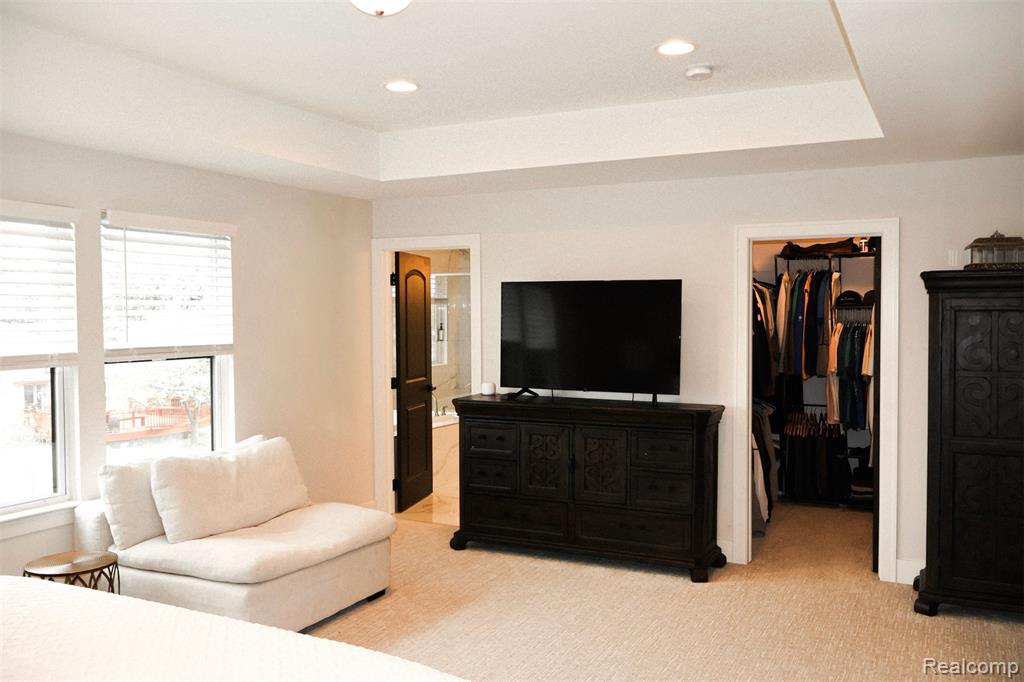 47221 Hidden Meadows Drive, Macomb, MI 48044 — Photo 21