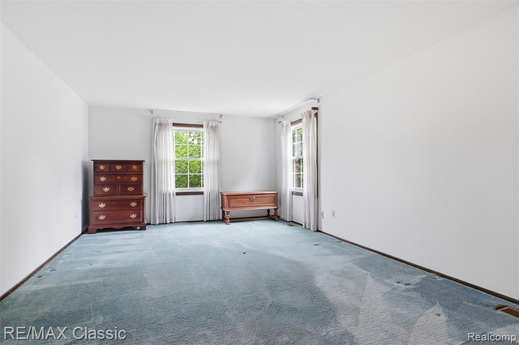 45451 Woodleigh Way, Plymouth, MI 48170 — Photo 26