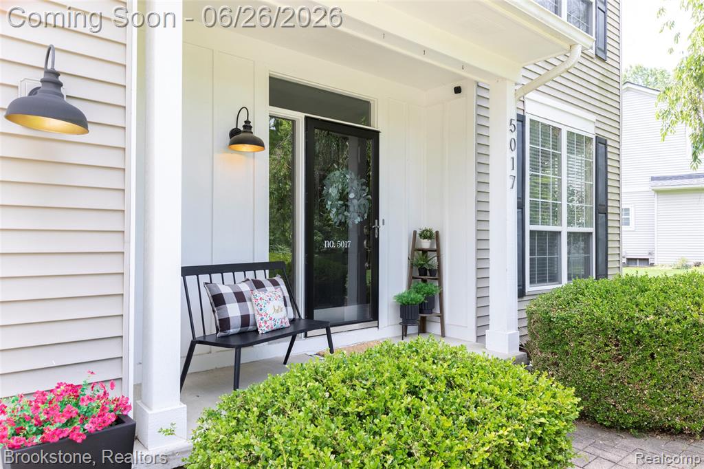 5017 Leyland Drive, Clarkston, MI 48348 — Photo 12