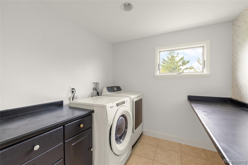 9325 N Ridge Road, Plymouth, MI 48170 — Photo 16
