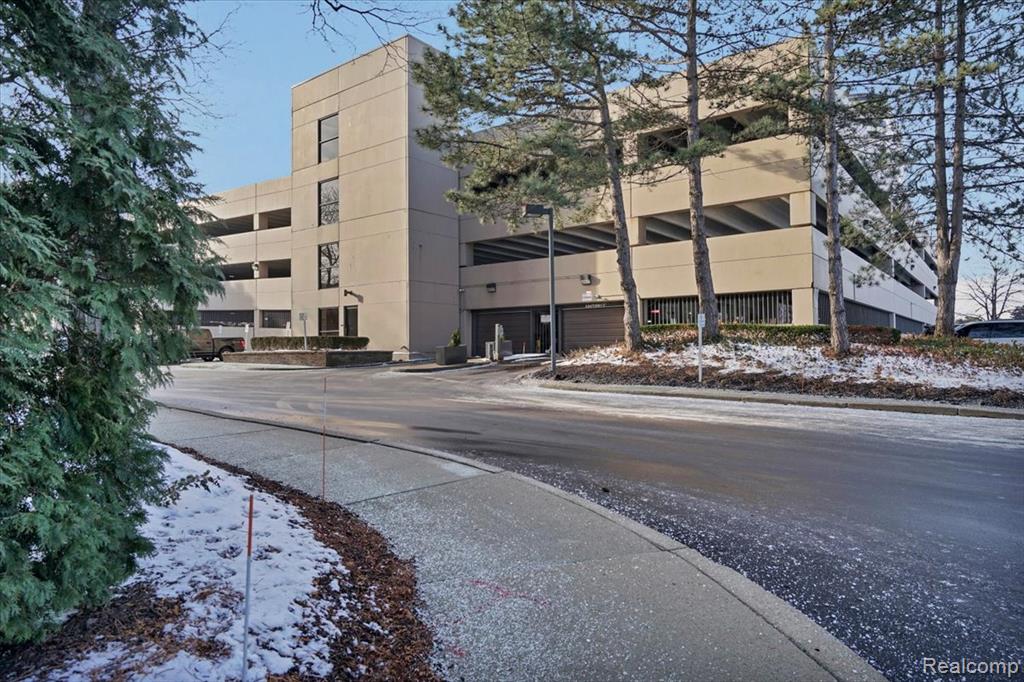 5000 Town Center, 3206, Southfield, MI 48075 — Photo 27