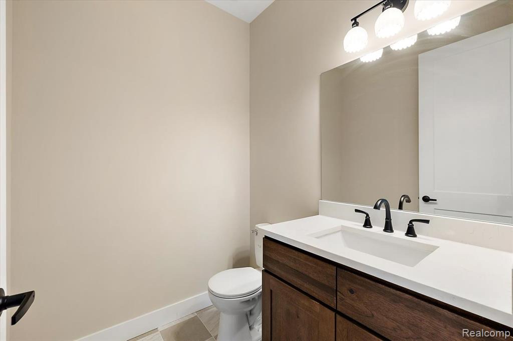 50386 Mistwood Drive, Macomb, MI 48042 — Photo 24