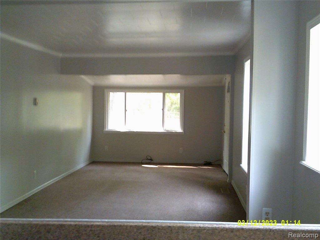 365 Grove Street, Whitmore Lake, MI 48189 — Photo 5