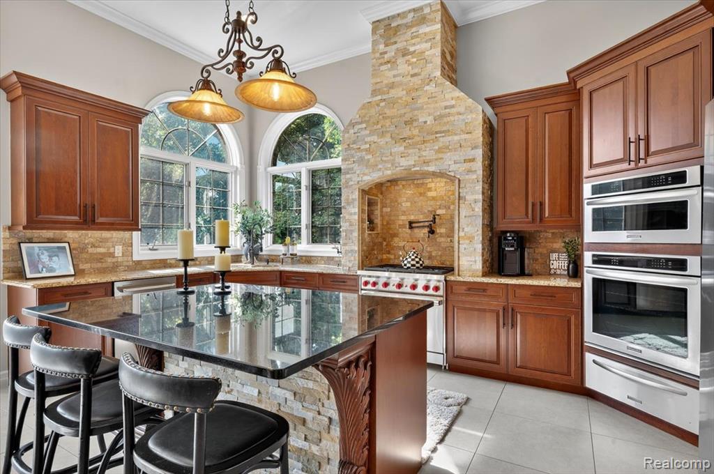 54159 DEER RIDGE Court, Rochester, MI 48307 — Photo 11