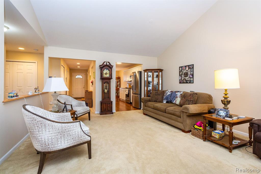 211 PIERCE LAKE Drive, Chelsea, MI 48118 — Photo 13