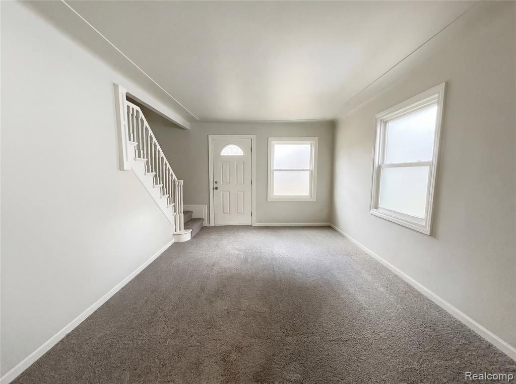 15802 Woodworth, Redford, MI 48239 — Photo 3