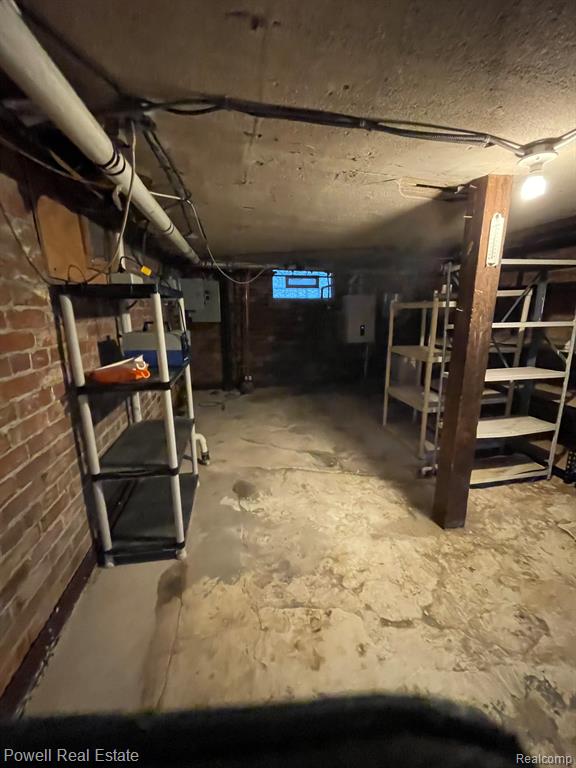 45647 CASS Avenue, Utica, MI 48317 — Photo 29