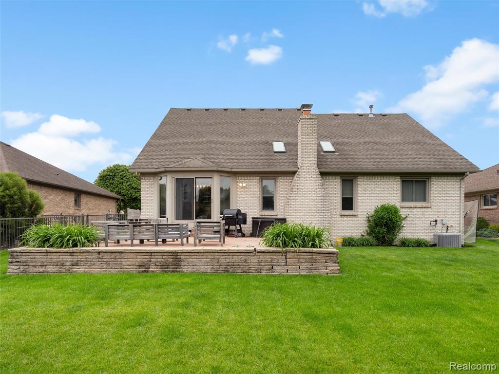 50308 Hillside Drive, Macomb, MI 48044 — Photo 40
