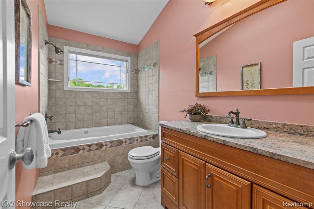 4900 GRASS LAKE Road, White Lake, MI 48383 — Photo 23