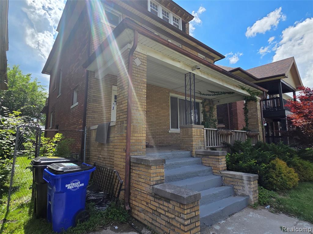 7455 Churchill Street, Detroit, MI 48206 — Photo 2