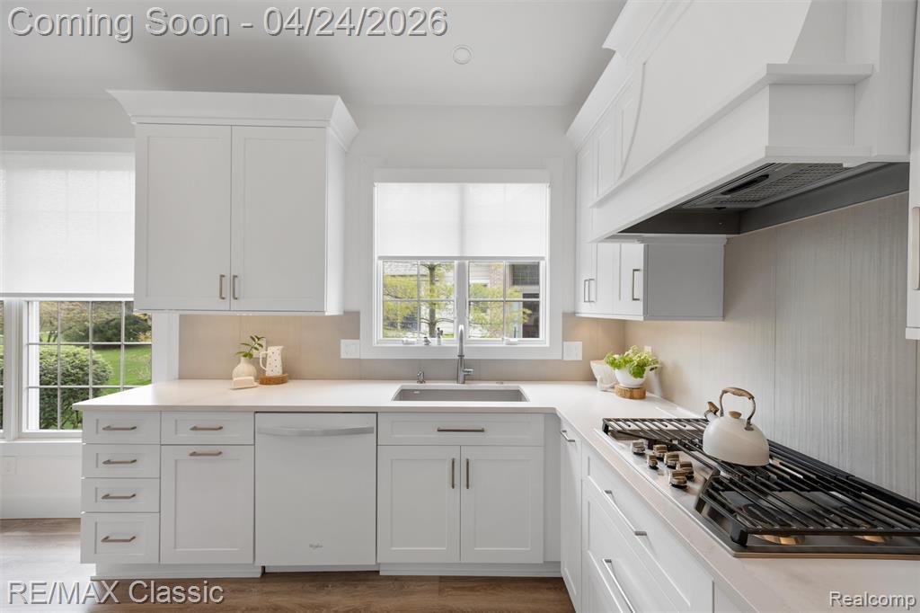 16576 Lyonhurst Circle, Northville, MI 48168 — Photo 16