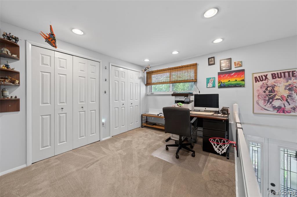 2260 Shankin Drive, Walled Lake, MI 48390 — Photo 14