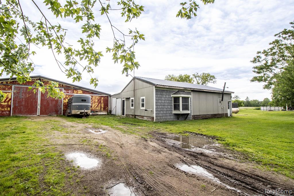 13672 Brennan Road, Chesaning, MI 48616 — Photo 35