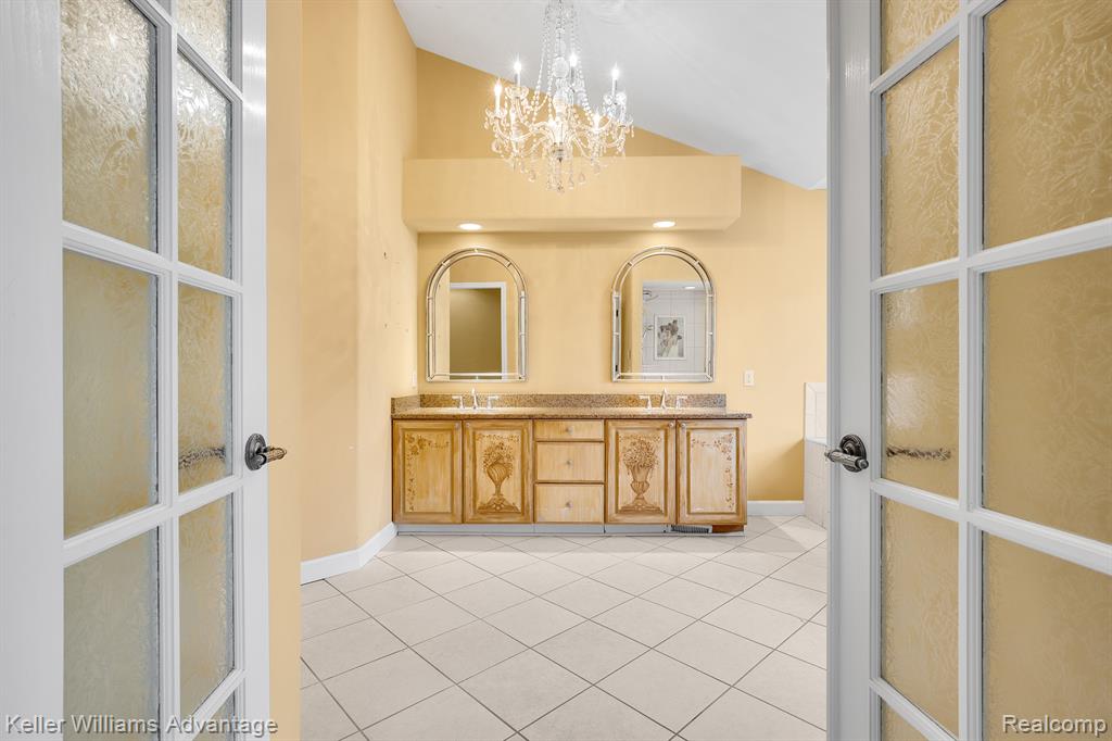 39438 VILLAGE RUN Drive, Northville, MI 48168 — Photo 19