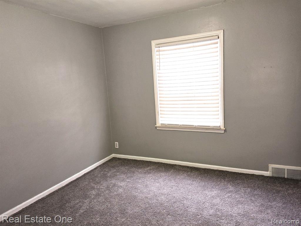 6046 ROSEMONT Avenue, Detroit, MI 48228 — Photo 10