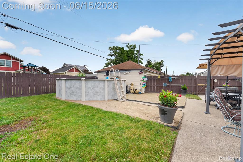 466 Spruce Street, Wyandotte, MI 48192 — Photo 27