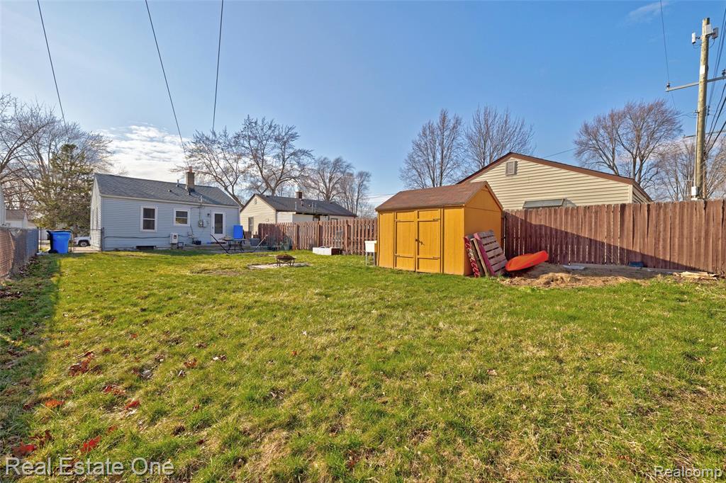27732 Dartmouth Street, Madison Heights, MI 48071 — Photo 7